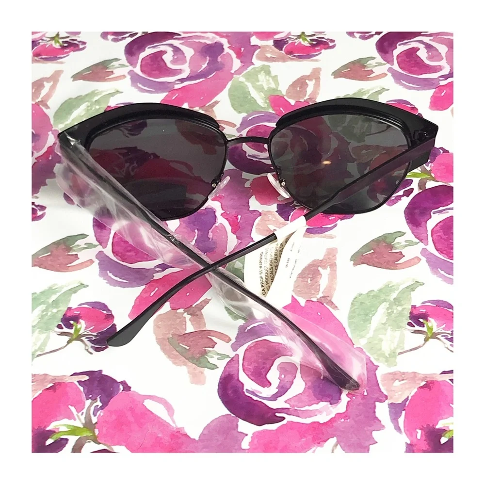 NWT JOE'S JEANS Women's Satin Black Sunglasses